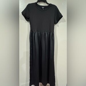 Preloved DKNY Medium Woman’s Black Maxi Dress